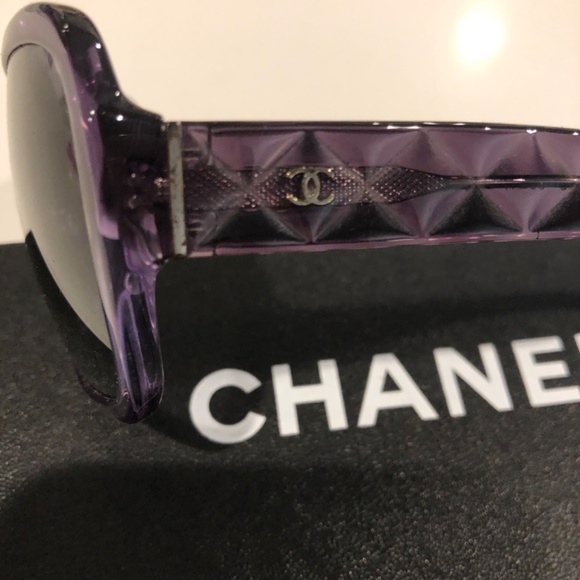 CHANEL SUNGLASSES - Picture 4 of 9